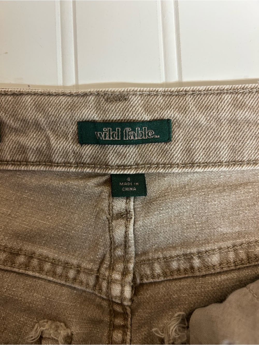 Wild Fable Button Fly Distressed Tan Pants Size 0 - Picture 9 of 11